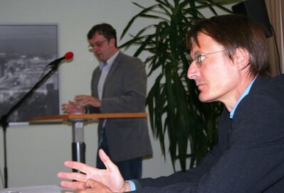 MdL Dr. Matthias Krell (links) begrüßte Karl Lauterbach zur Diskussion über das "kranke Gesundheitssystem".