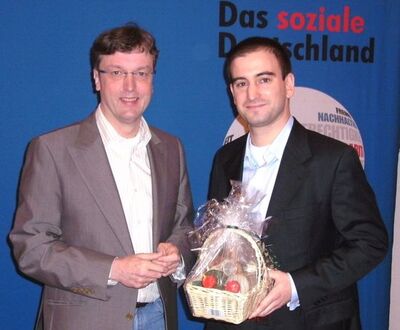 Matthias Krell (links) dankte Marcel Hürter für seinen Vortrag zum Thema „Stromkonzessionen“.